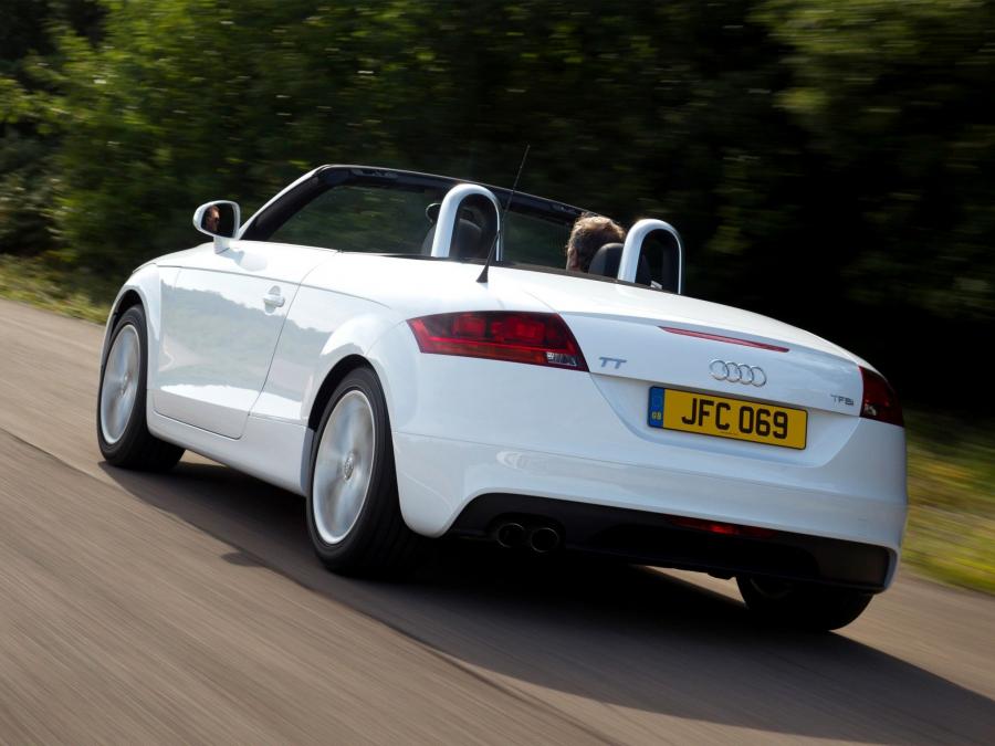  Audi TT 1.8 TFSI Roadster (8J) 2010 года  (UK) (фото 5 из 7)